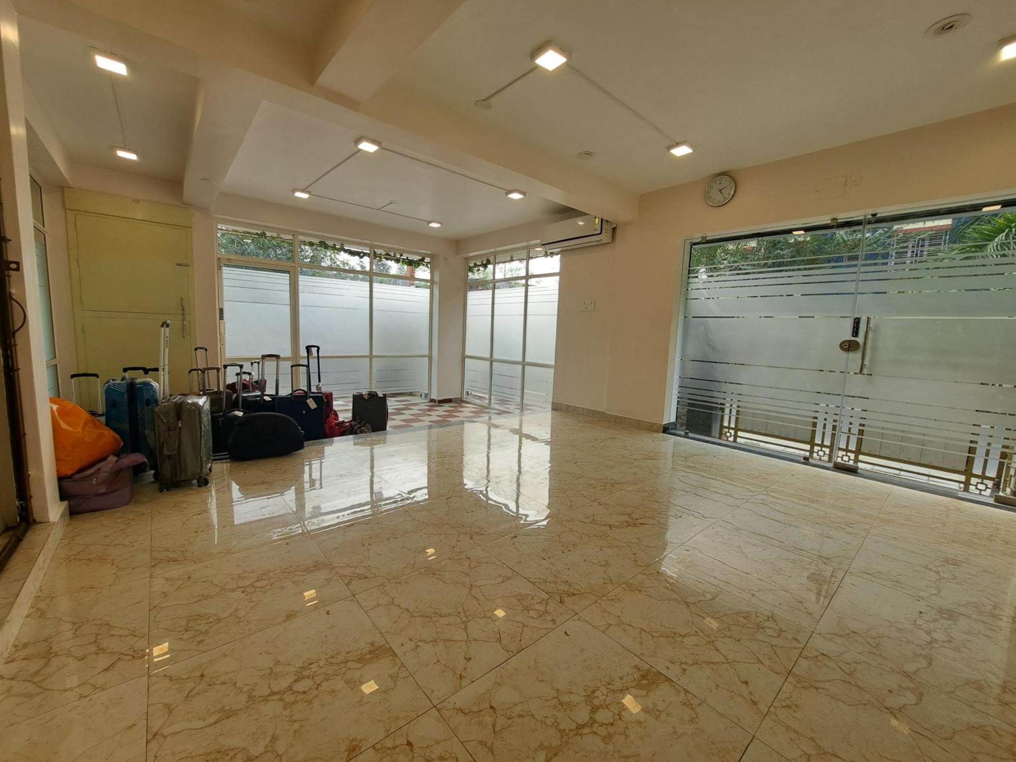 Anchorage Hotel *